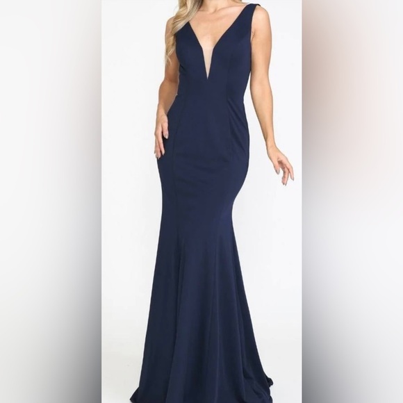 Xscape Dark blue formal cocktail dress. - Picture 9 of 9